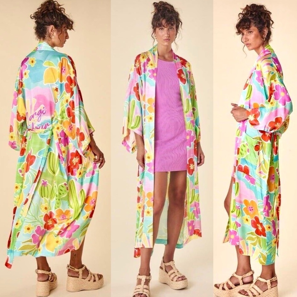 New With Tags Spell Margo Hour Floral Kimono Robe